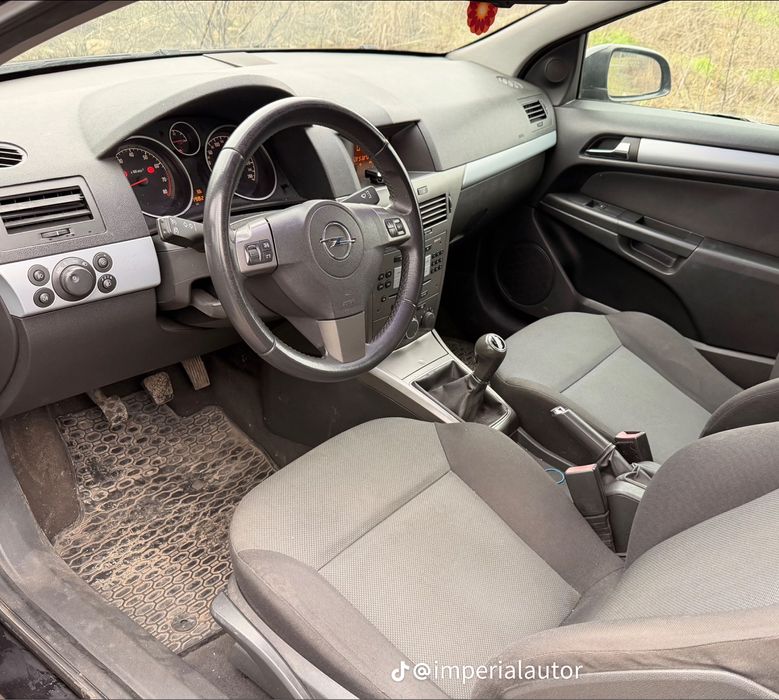 Opel Astra  GTC 1.6 Benzina