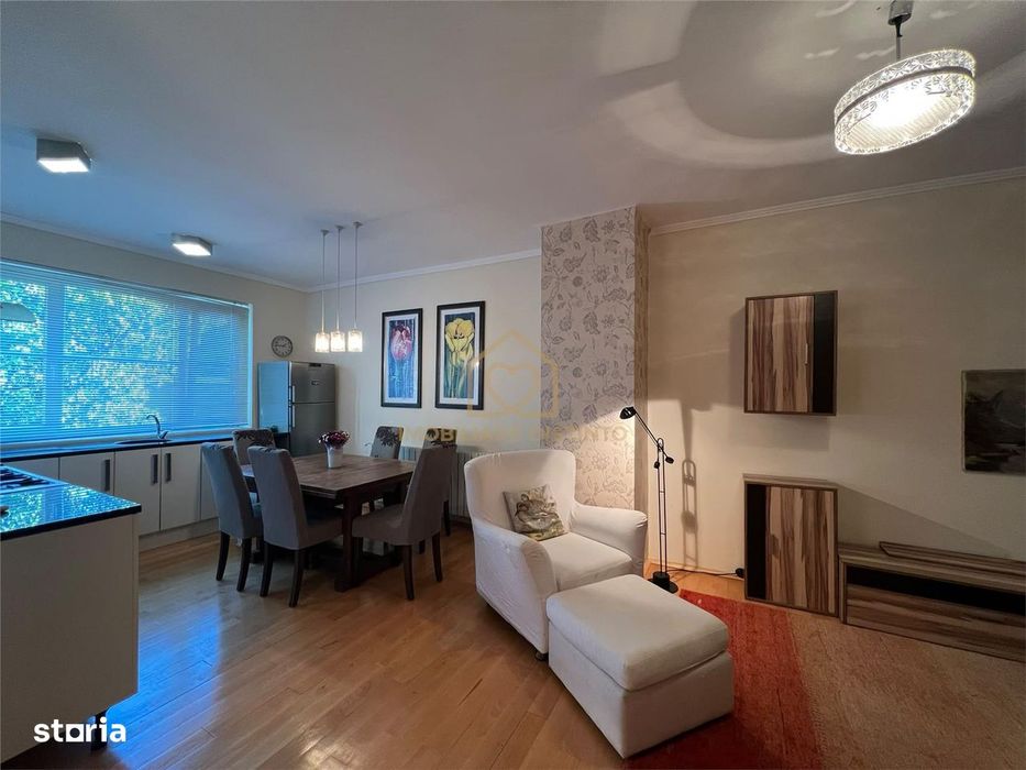 Apartament cu trei camere Petru Maior
