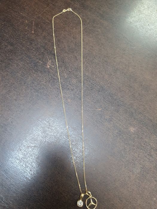 Златен синджир с медалиони 4.5гр. 585/14к