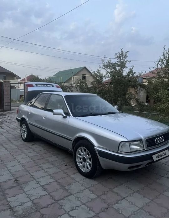 продается Ауди 80