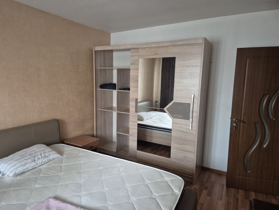Inchiriez apartament doua camere