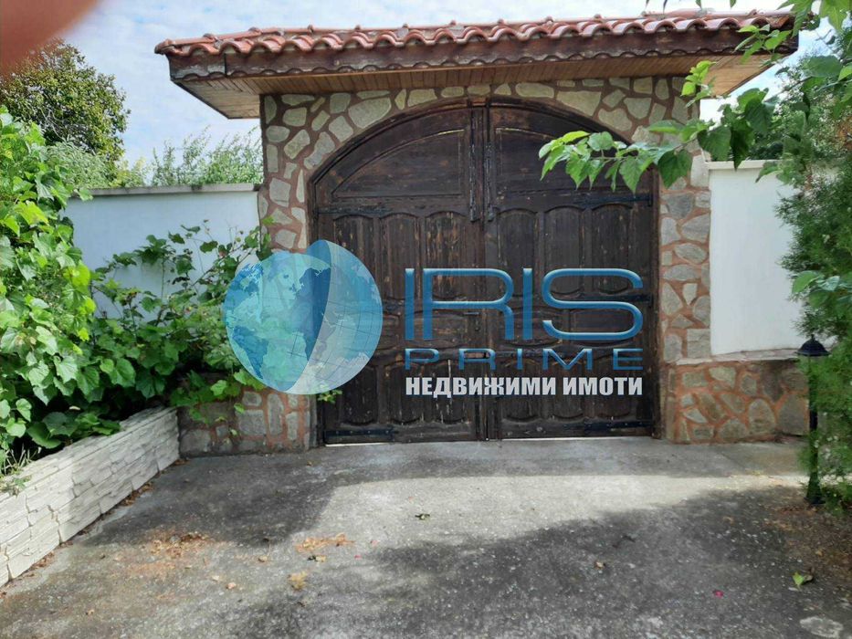 Продава се Къща в с. Златна нива, Област Шумен - 176 кв.м за 667 €/кв.м - Снимка #1