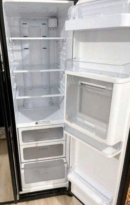 Холодильник двухкамерный