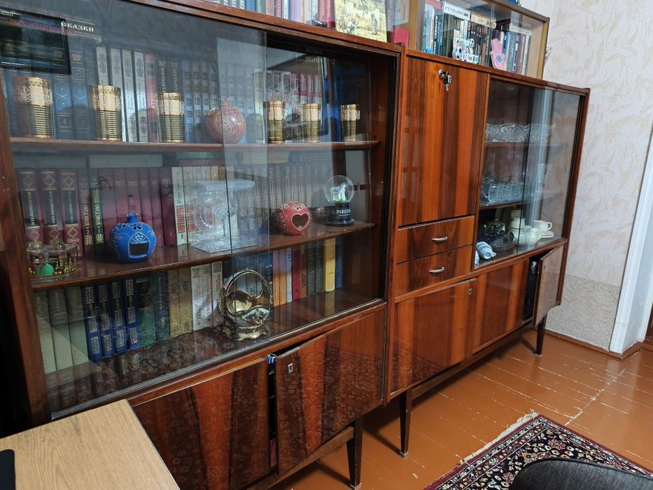 Сервант румынский