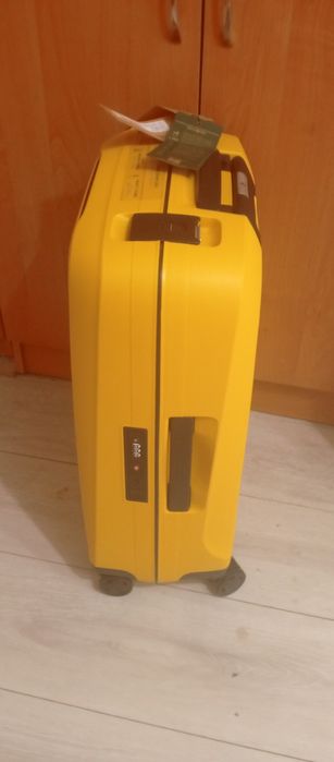 Продам чемодан Samsonite новый