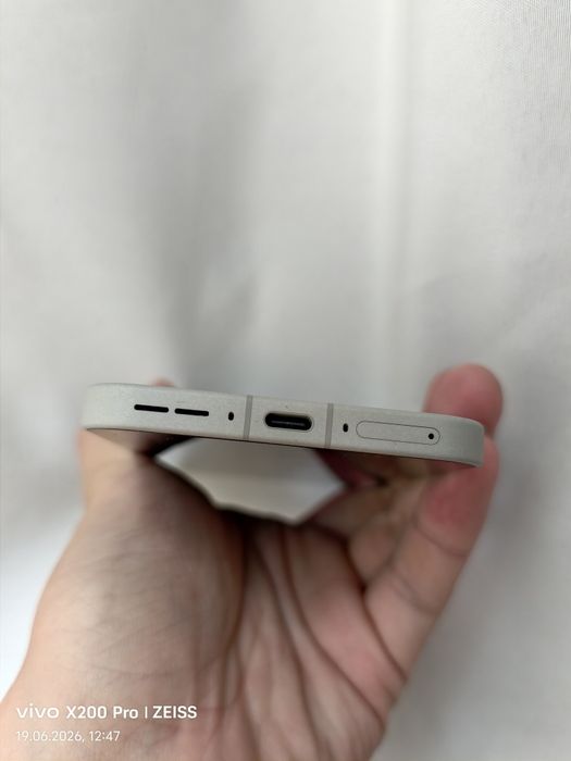 Oneplus 15 12/256 Gb sotiladi