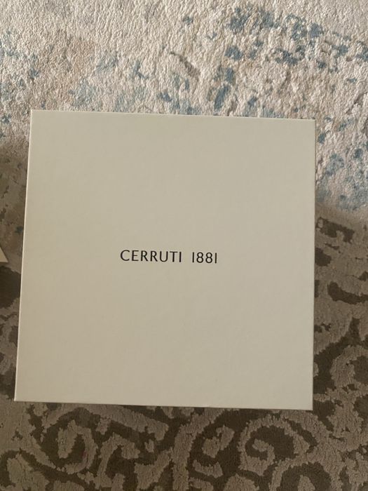 Продам часы CERUTTI 1881
