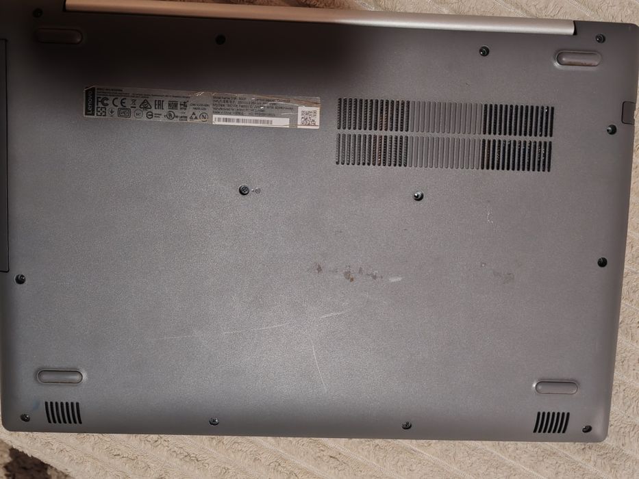 Продам Lenovo IdeaPad 320-15AP (AMD A9)