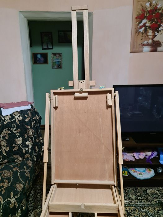 Этюдник (мальберт) на  деревянных ножках