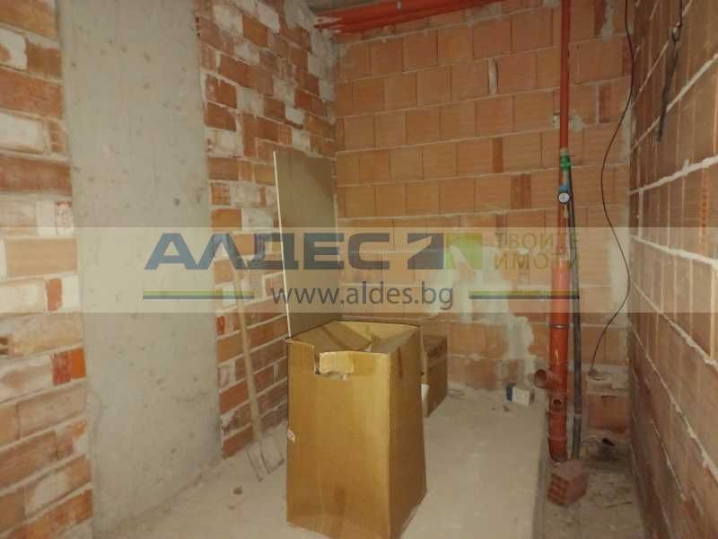 Продава се търговски обект в Бояна!
