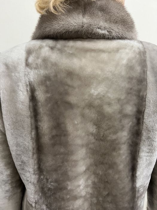 Шуба цигейковая продам