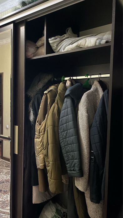 Шкаф для прихожей