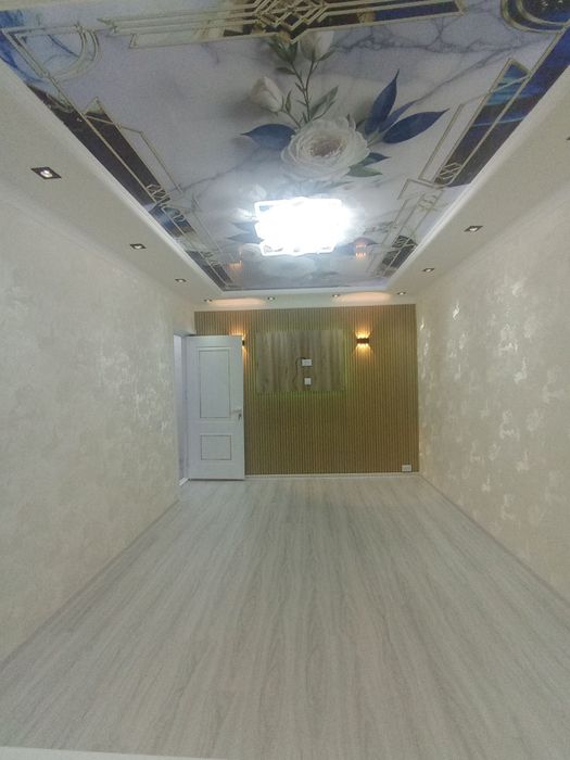 2xonali holati o'rtcha qulay joyda Uchtepa-24!