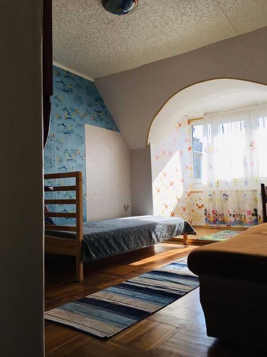 Дава се под наем Тристаен апартамент в Бургас, Център - 77 кв.м за 229.5 € - Снимка #3