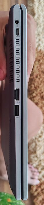 Vând laptop asus în stare bună de funcționare