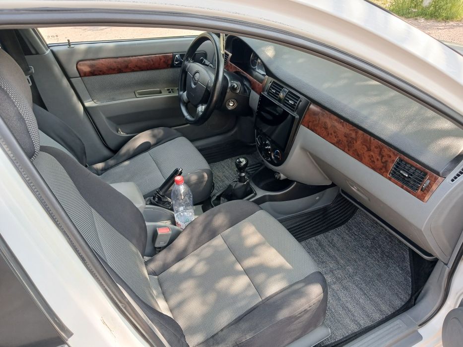 Chevrolaet Lacetti sotiladi!