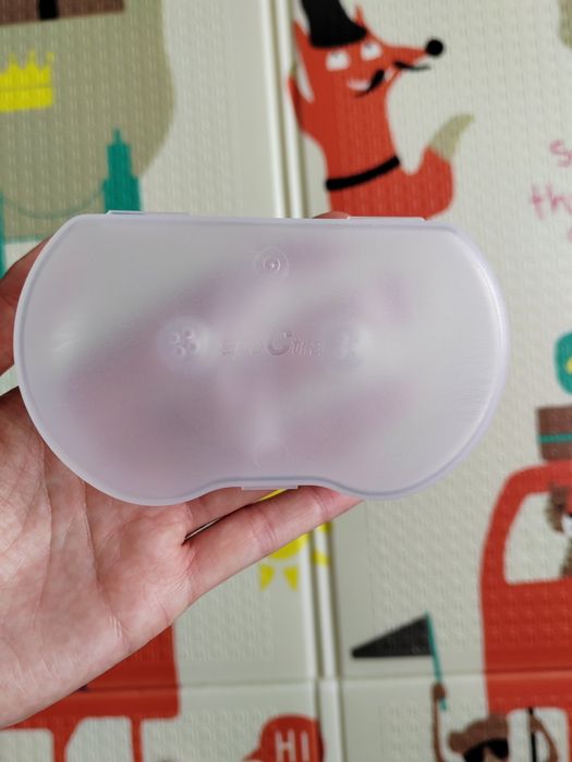 Mameloane silicon, noi, nefolosite