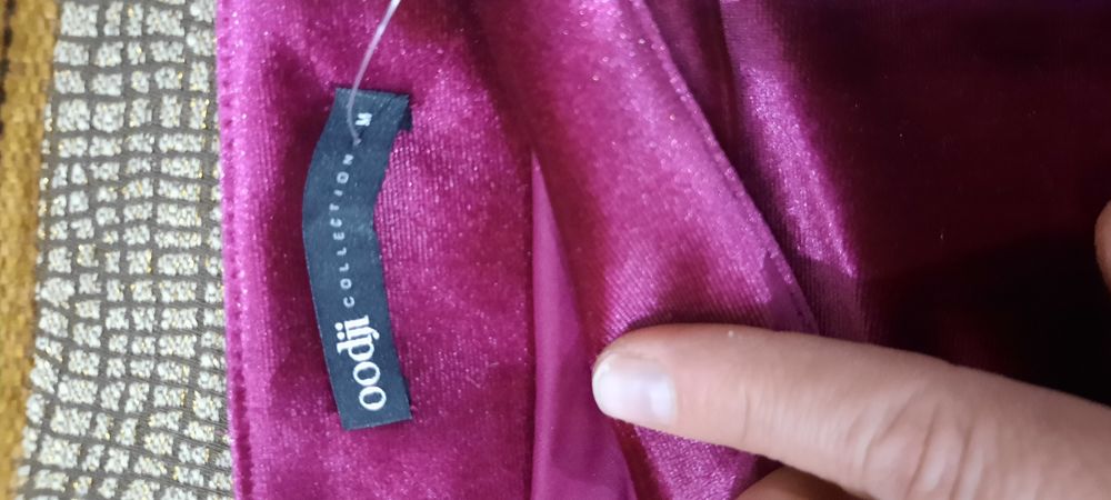 Продам юбки велюровые