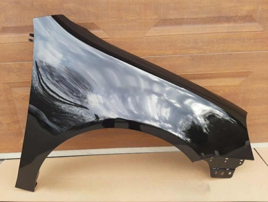 Aripa stanga fata vopsita negru cod vopsea LC9Z VW Golf 5 V 2003 -2009