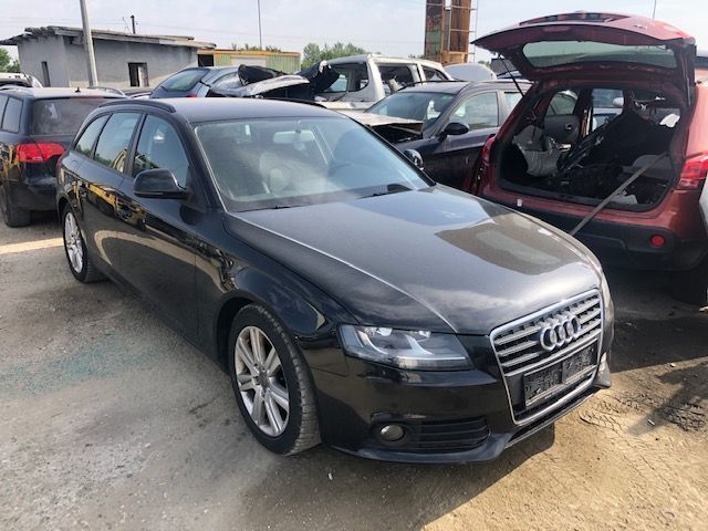 Dezmembrez Piese  Audi A4 B8 2.0