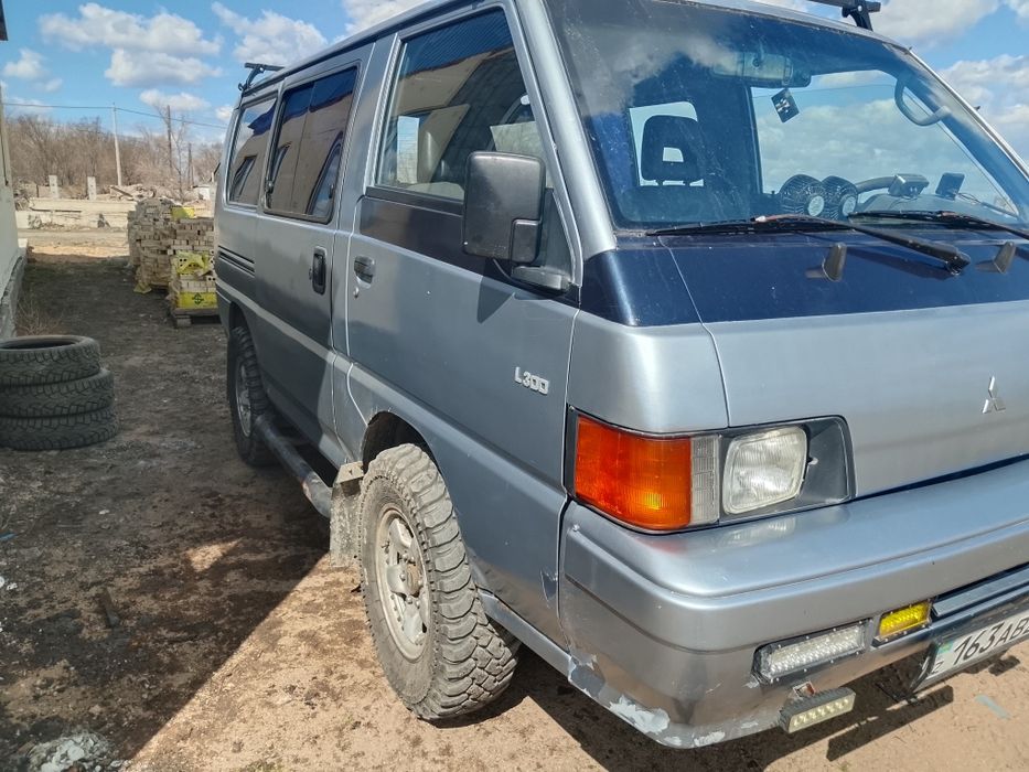 Продам авто обьем 2,4 бензин