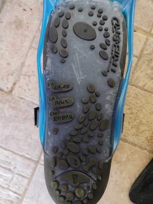 Плавници Делфин и Tribord