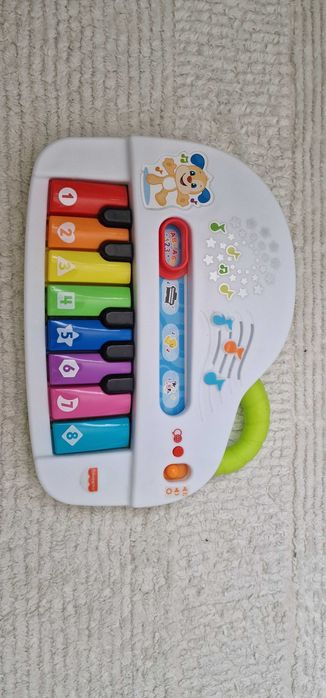 Музикални бебешки играчки