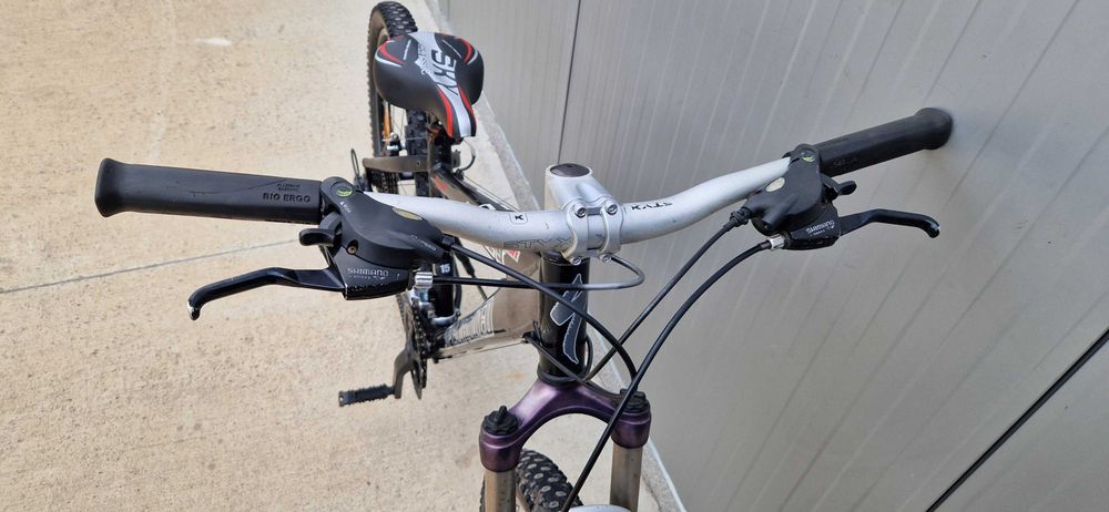 Алуминиев велосипед SPECIALIZED колело 26"