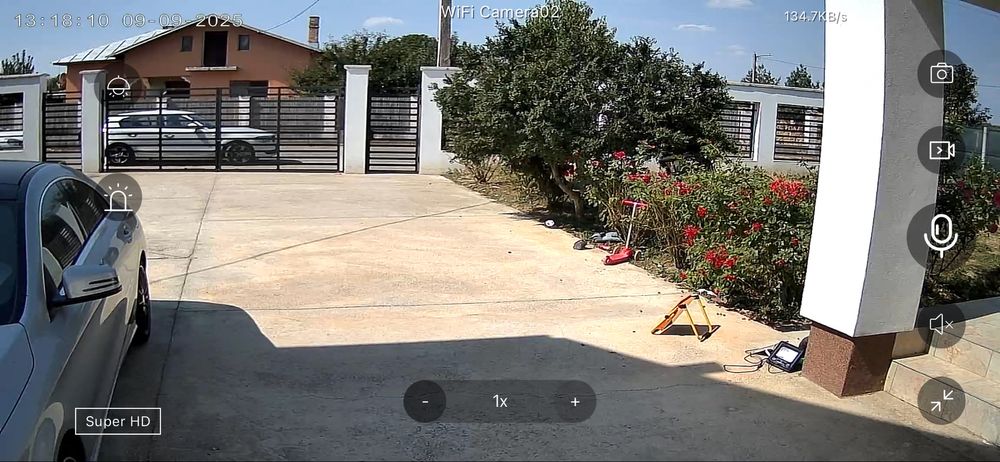 Promo ! Camera de supraveghere solara LaxiHub ( aplicatia Arentia )