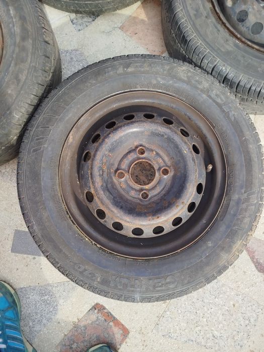 Джанти с гуми 13 и 15 цола,Гуми 205/55/16-2бр.215/70/16-4бр.