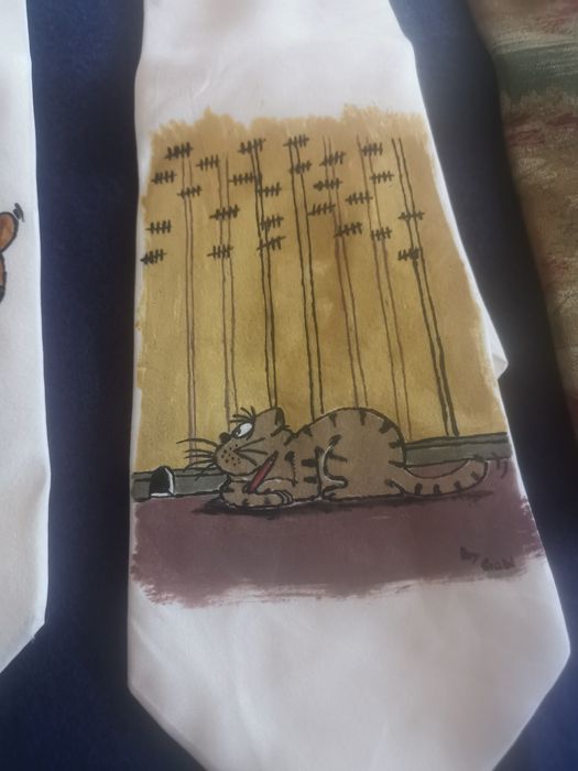 Четири копринени вратовръзки