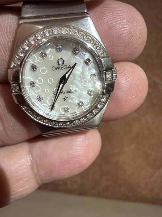 Часы бриллантовый