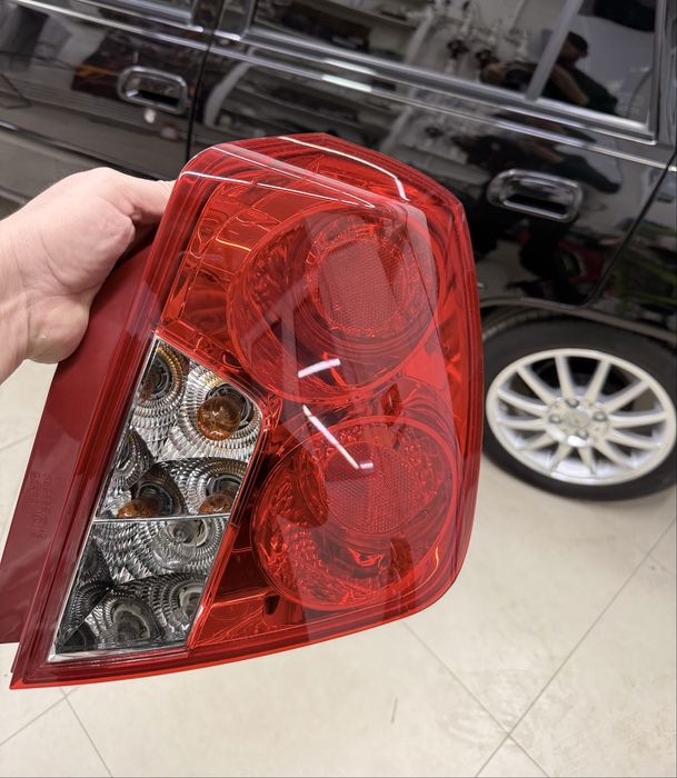 Jentra Optra. Far orginal yangi