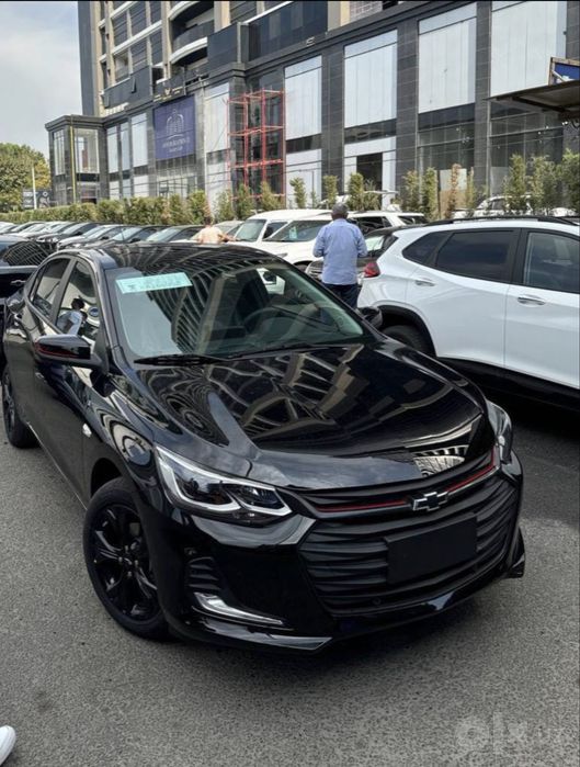 Продаётся Onix Redlayn цена 14500$ 2024год 20.000 пробег