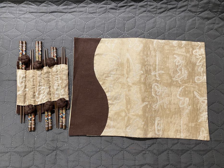 Set chinezesc cu chopsticks