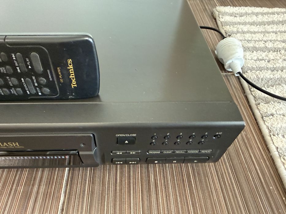 Technics SL-PS670D Качествен плеър