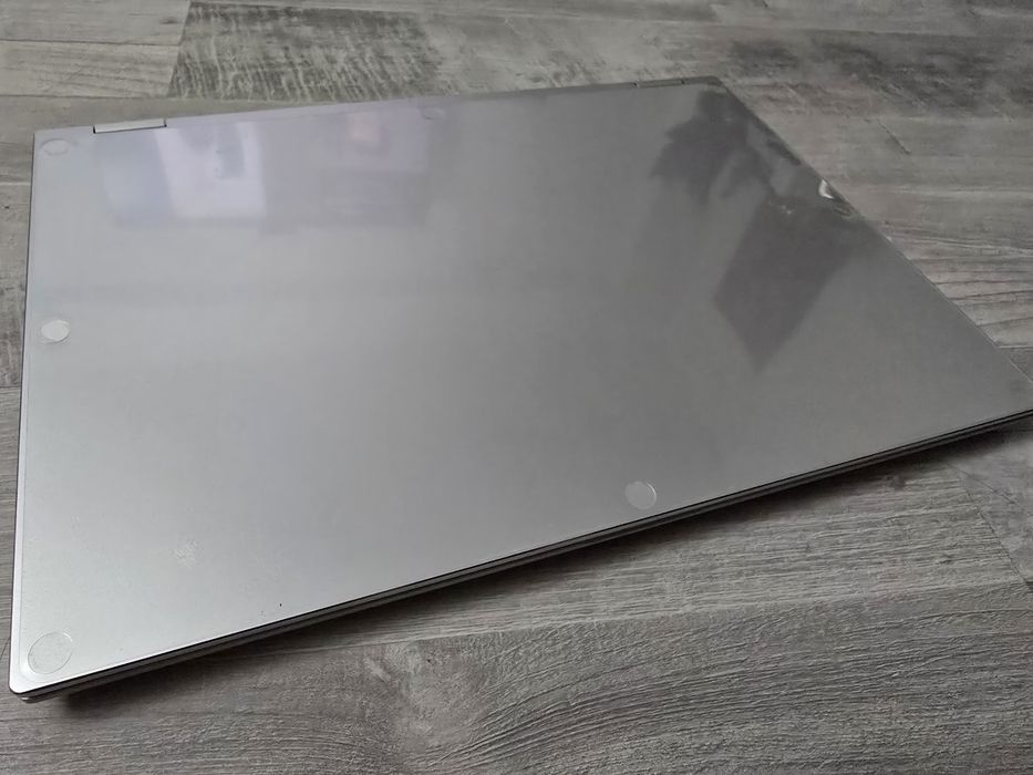 Laptop performant cu touchscreen LG gram 16