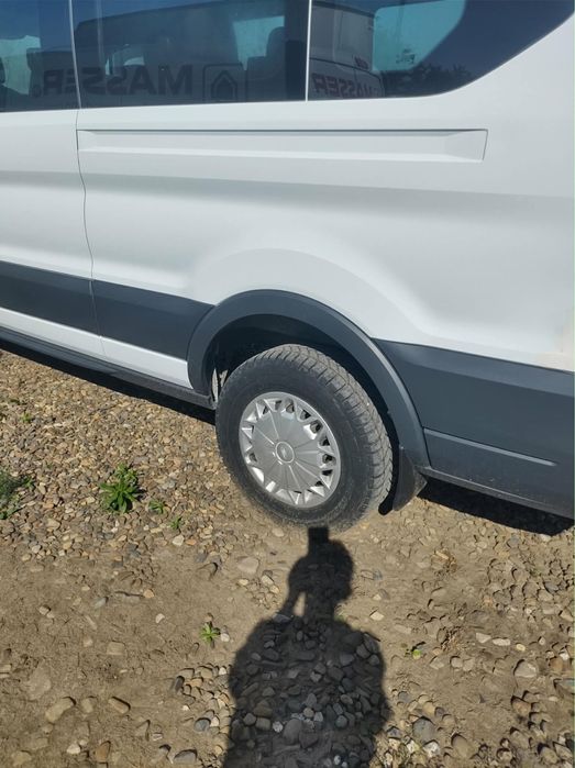 Ford transit 8+1 2015