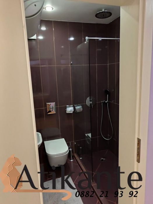 Дава се под наем Тристаен апартамент в София, Лозенец - 122 кв.м за 1300 € - Снимка #8