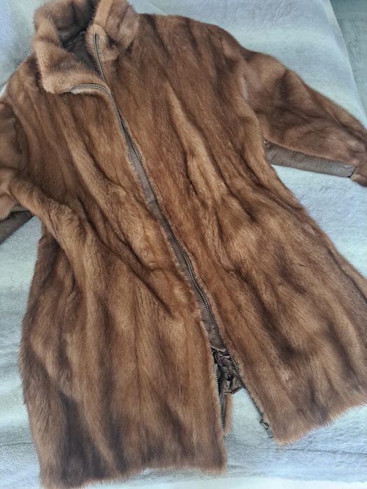 Палто -ест.кожа визон
