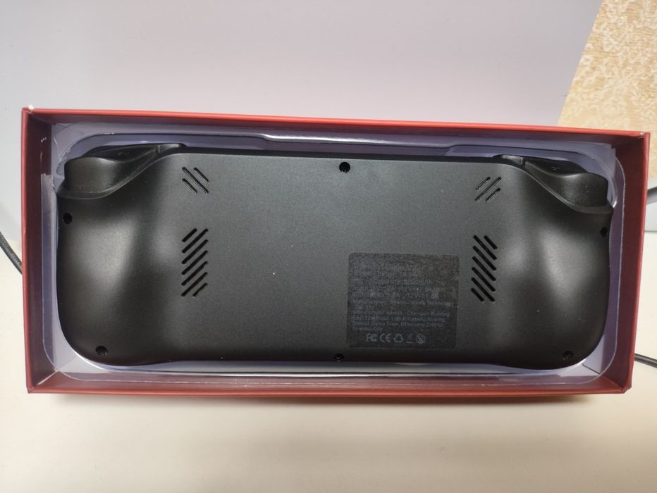 Продам игровую приставку Е6