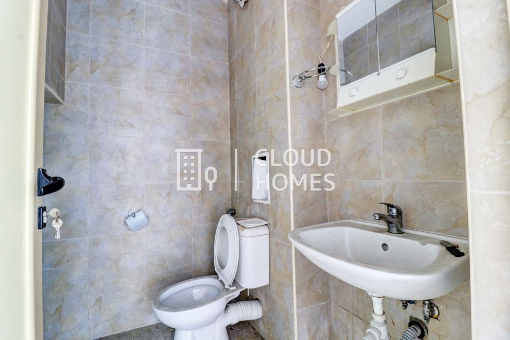 Дава се под наем Офис в София, Център - 147 кв.м за 800 € - Снимка #2