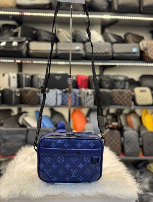 Louis Vuitton / Мъжка чанта/ Чанта/ Чанта през рамо