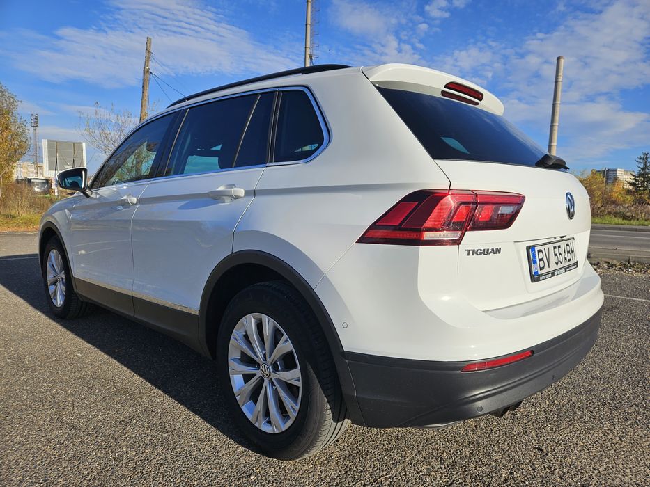 VOLKSWAGEN Tiguan 2019 — imagine 3