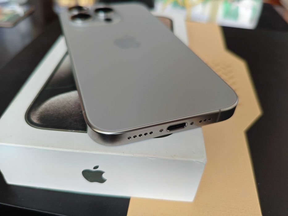 iPhone 15 pro, 128Gb Titanium, 97% battery health