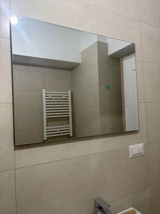 Vand set mobilier baie, lavoar, baterie, oglinda