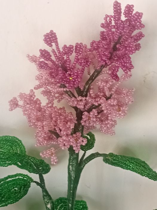 Сирень из бисера ручной работы