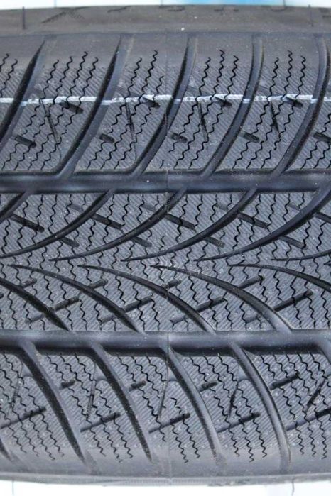 Anvelope iarna noi 185/70R14 88T, Triangle