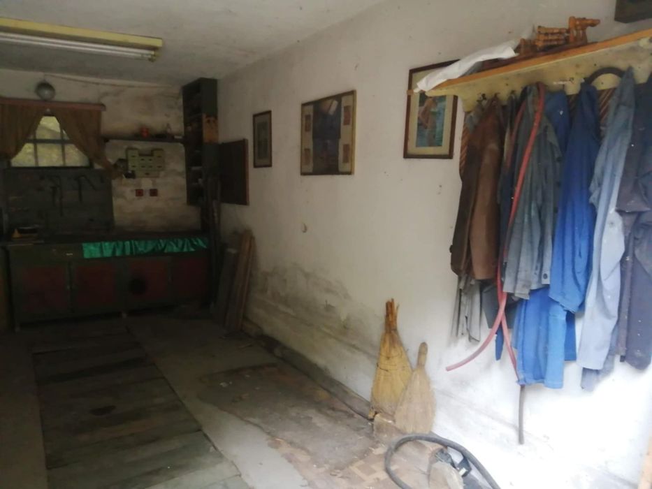 Дава се под наем Гараж / Паркомясто в Габрово, Център - 22 кв.м за 59.67 € - Снимка #3