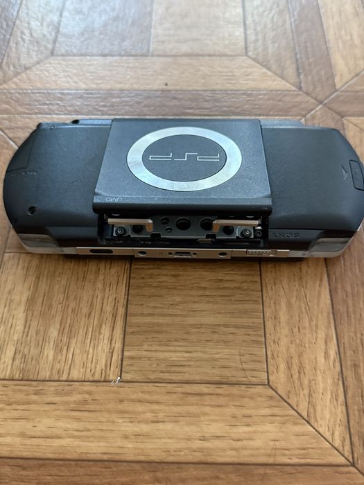 Sony PSP-1001 (Fat)